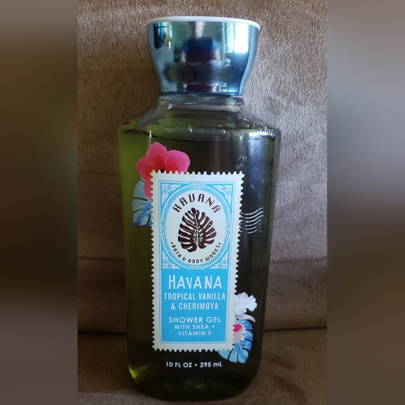 Bath & Body Works Havana Tropical Vanilla & Cherimoya Shower Gel  10 oz - Picture 1 of 2